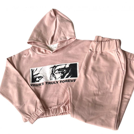 СПОРТЕН КОМПЛЕКТ С ДЪЛЪГ РЪКАВ И КАЧУЛКА